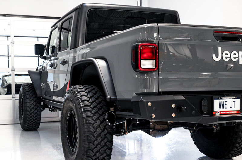 AWE Tuning 20-21 Jeep Gladiator JT 3.6L Tread Edition Cat-Back Échappement simple face - Diamond Blk Ti