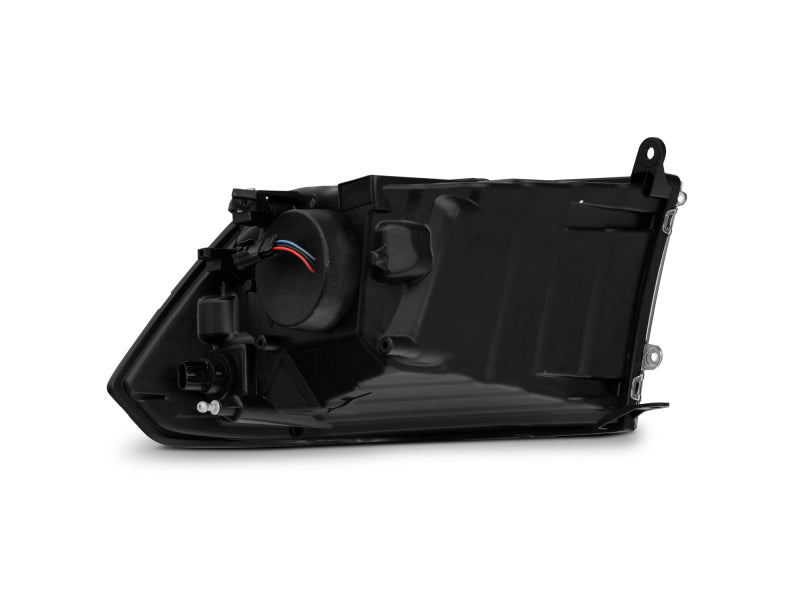 Phares de projecteur à LED Raxiom 09-18 RAM 1500 Super White Halo - Boîtier noir (lentille transparente)