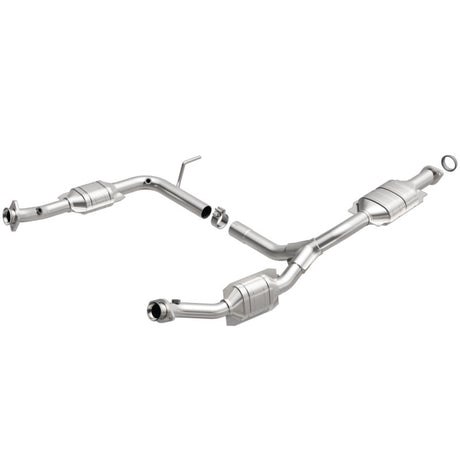 Magnaflow Conv DF 02-03 Ford Explorer 4.0L / 02-03 Mercury Mountaineer 4.0L (Californie)
