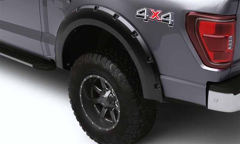 Élargisseurs de pare-chocs style forge Bushwacker 99-07 Ford F-250 / F-350 Super Duty (sauf Dually) 4 pièces - Noir