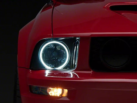 Phare projecteur Halo CCFL Raxiom 05-09 Ford Mustang GT V6 Axial Series - Boîtier noir (lentille Smkd)