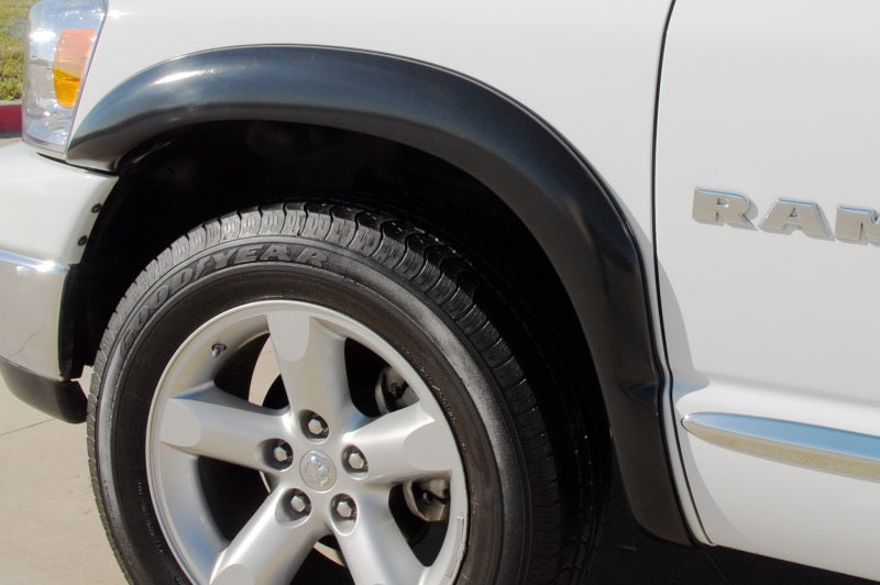Élargisseurs d'ailes Lund 02-08 Dodge Ram 1500 SX-Sport Style Smooth Elite Series - Noir (2 pièces)