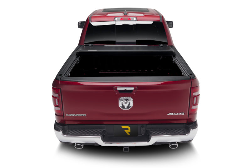 UnderCover 09-18 Ram 1500 (sans Rambox) (19-20 Classic) Couvre-caisse Armor Flex de 5,7 pieds - Noir texturé