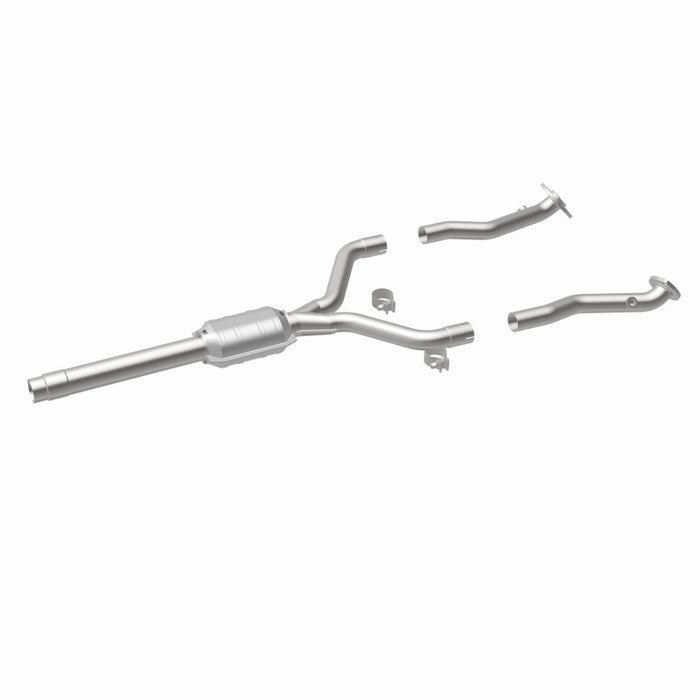 MagnaFlow Conv DF 96-97 Lexus LS400 4.0L rear