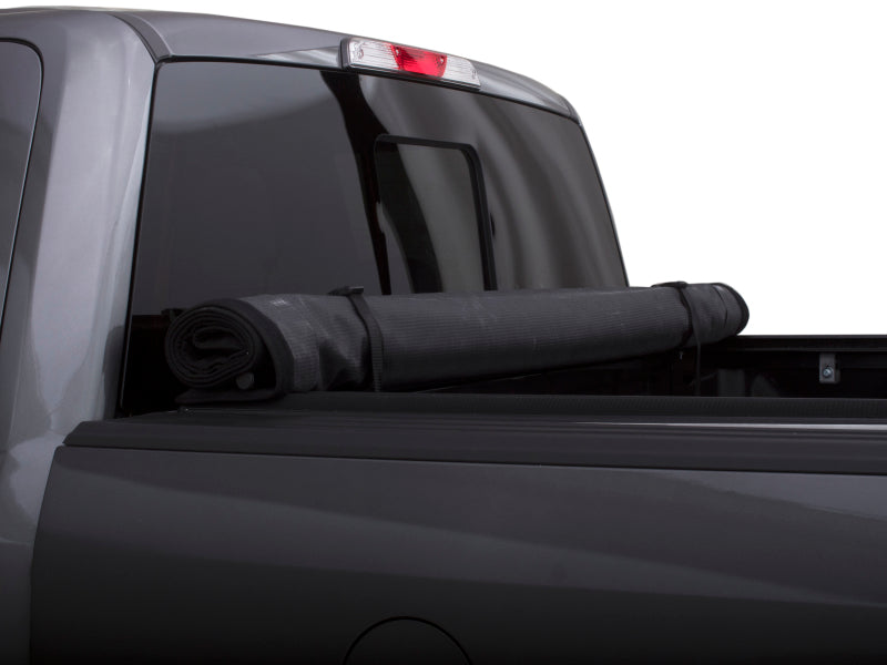 Lund 05-12 Dodge Dakota (6.5ft. Bed w/o Utility TRack) Genesis Elite Roll Up Tonneau Cover - Black