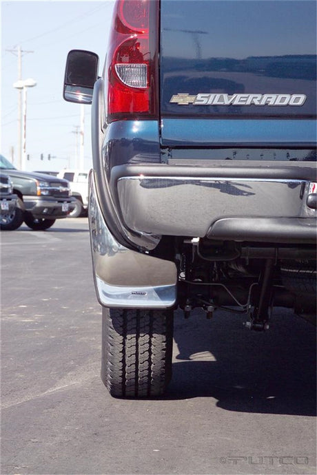 Putco 03-06 Chevrolet Silverado LD/HD avec élargisseurs d'usine (arrière) Mud Skins ajustés