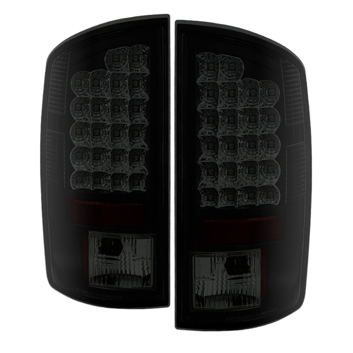 Feux arrière à LED Spyder Dodge Ram 07-08 1500/Ram 07-09 2500/3500 Fumée noire ALT-YD-DRAM06-LED-BSM