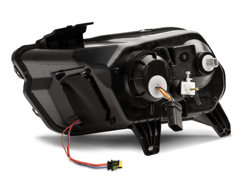 Phares de projecteur à LED Raxiom 13-14 Ford Mustang - Boîtier noir (lentille transparente)