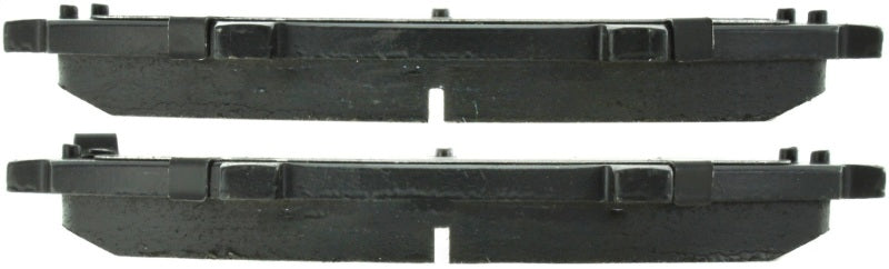 Plaquettes de frein sport StopTech avec cales et matériel - Avant