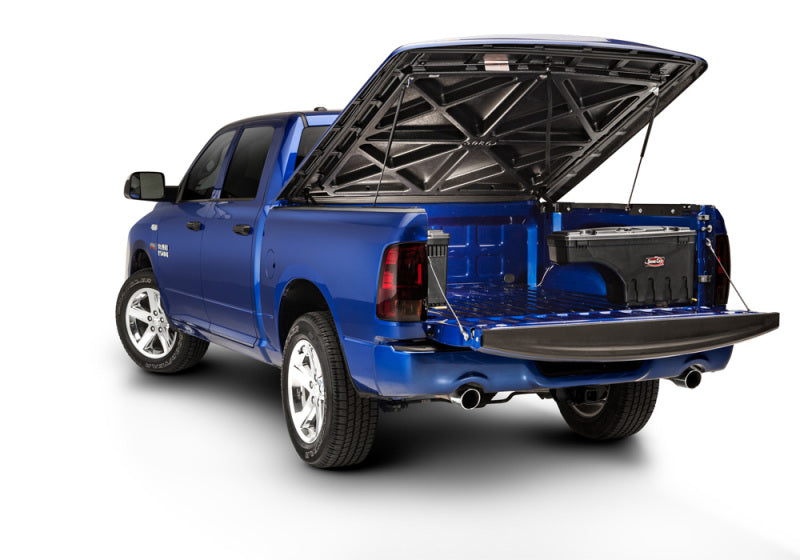 UnderCover 02-18 Ram 1500 (19-20 Classic) / 03-20 Ram 2500 Côté passager Swing Case - Noir lisse