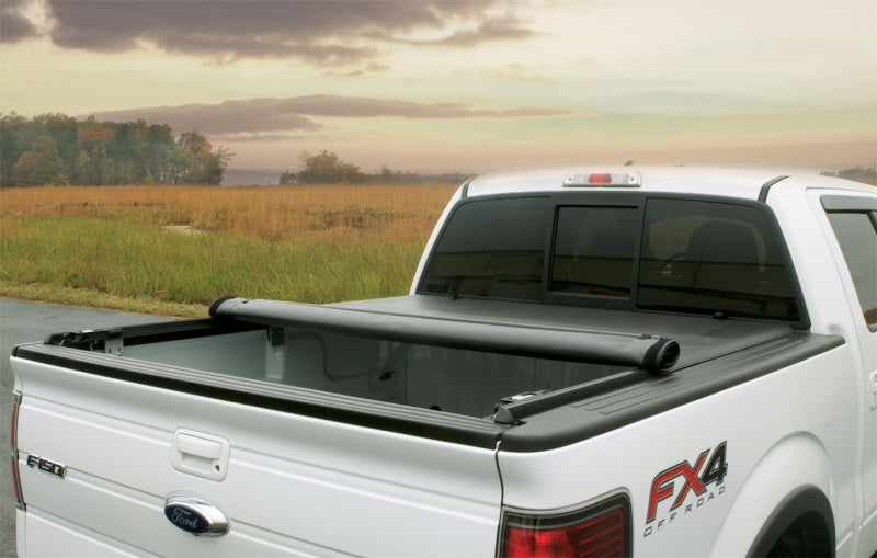 Lund 2022+ Nissan Frontier (5ft. Bed) Genesis Roll Up Tonneau Cover - Black