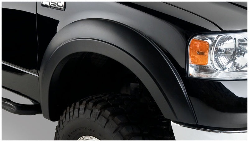 Bushwacker 04-08 Ford F-150 Extend-A-Fender Style Flares 2 pièces - Noir