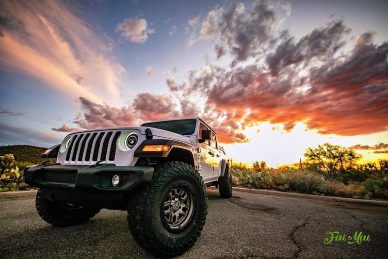 Phares projecteurs Oracle Jeep Wrangler JL Oculus Bi-LED - Graphite métallisé - 5 500 K VOIR LA GARANTIE