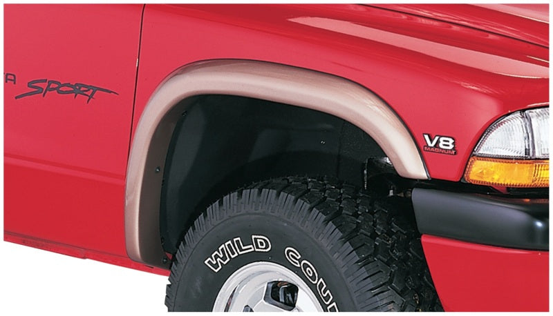 Bushwacker 97-04 Dodge Dakota Fleetside Extend-A-Fender Style Flares 4 pièces - Noir