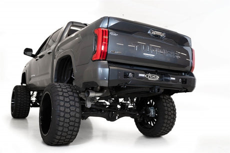 Pare-chocs arrière de treuil pour Toyota Tundra Stealth Fighter 22-23 de Addictive Desert Designs