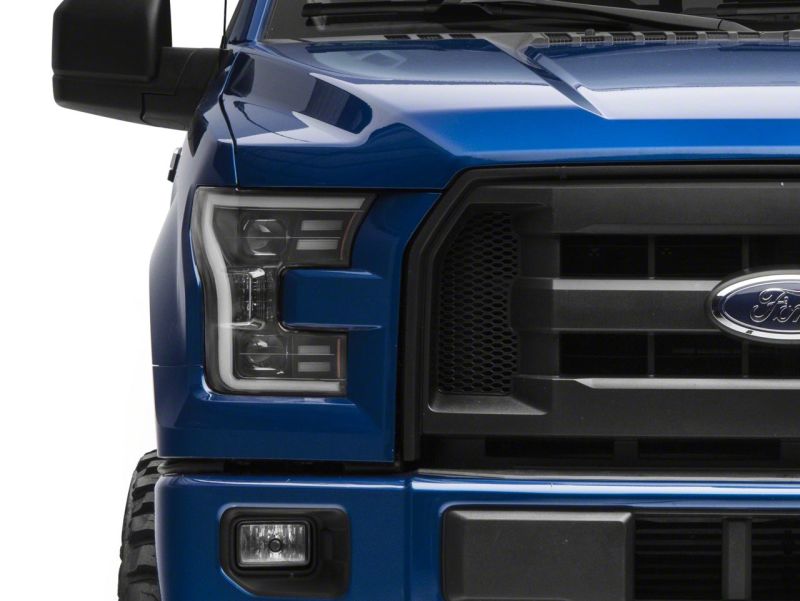 Phares de projecteur Raxiom 15-17 Ford F-150 G3 avec accent LED - Boîtier noir (lentille transparente)