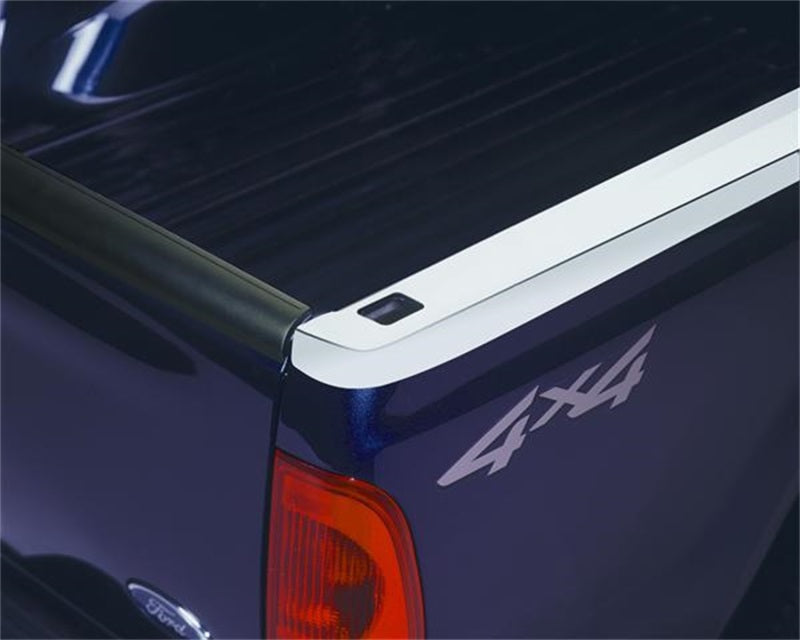 Revêtements en acier inoxydable (trous) pour boîte courte Ford SuperDuty 99-10 de Putco (remplace le capuchon existant)