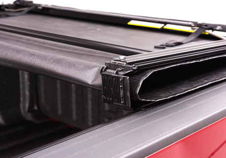 Housse de caisse Deuce pour Nissan Titan 04-15 de Truxedo 5 pieds 6 pouces