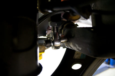 Biellettes d'extrémité de barre stabilisatrice avant réglables UMI Performance pour Ford Mustang 05-14