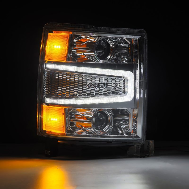 Phares de projecteur AlphaRex 14-15 Chevy 1500 PRO-Series chromés avec signal séquentiel et DRL