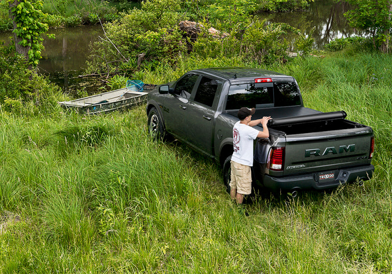 Truxedo 19-20 GMC Sierra et Chevrolet Silverado 1500 (nouvelle carrosserie) Housse de caisse Deuce 8 pieds