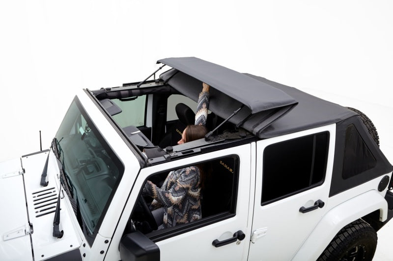 Jeep Wrangler JKU 07-18 Rugged Ridge 4 portes avec toit en tissu à points diamantés noirs Voyager