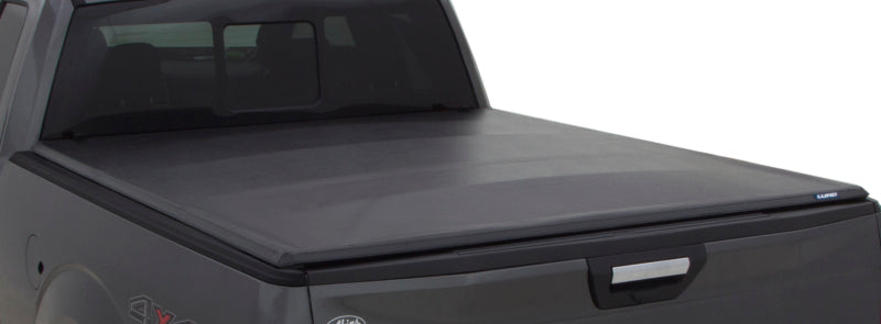 Lund 04-08 Ford F-150 (6.5ft. Bed) Genesis Tri-Fold Tonneau Cover - Black