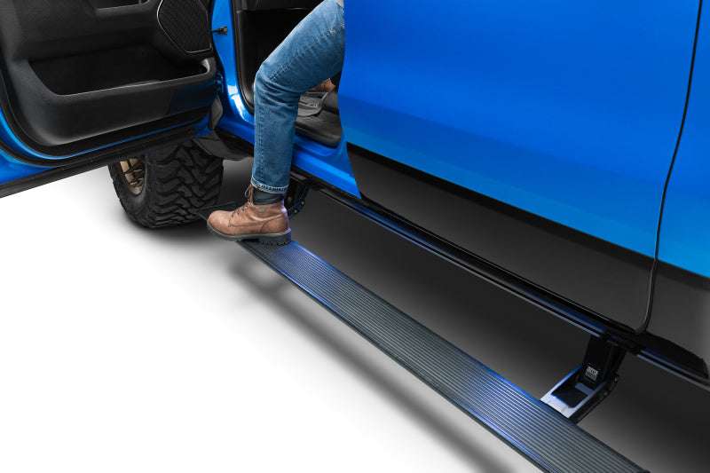 AMP Research 19-22 Ram 1500 Crew Cab PowerStep Xtreme - Noir (avec éclairage de style OEM)