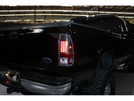 Feux arrière à LED Spyder Ford F150 Styleside 97-03/F250 Version 2 Blk ALT-YD-FF15097-LED-G2-BK