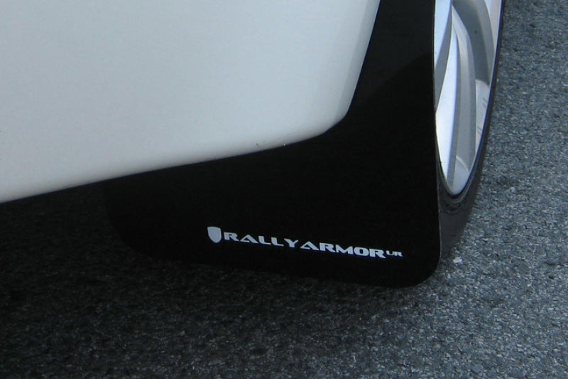 Bavette garde-boue Rally Armor 08-17 Mitsubishi EVO X noire UR avec logo blanc