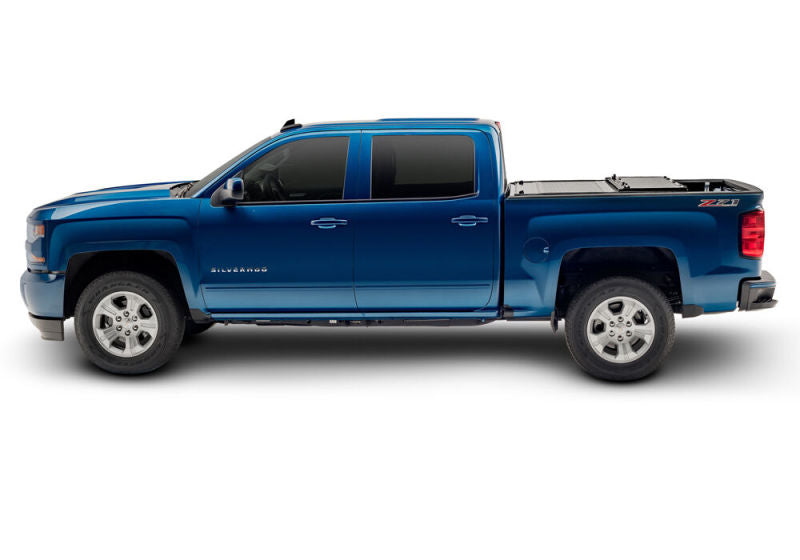 UnderCover 14-18 Chevy Silverado 1500 (19 Legacy) / 15-19 Silverado 2500/3500HD 6.5ft Flex Bed Cover