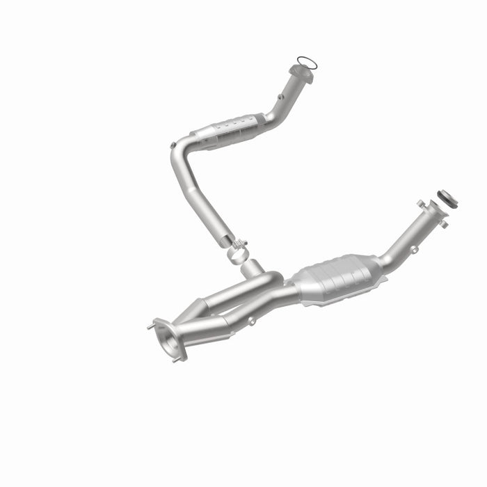 MagnaFlow Conv DF 02-06 Cadillac Truck. 8 5.3L Dual Conv. Y-Pipe Assy 2wd/Chevy Truck 99-07