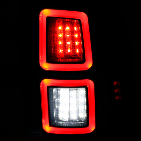 Feux arrière à LED ANZO 13-17 Dodge Ram 1500/2500/3500 Fumés