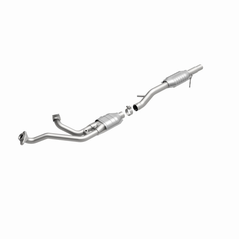 MagnaFlow Conv DF 87-93 Ford Bronco 4,9 L / 87-95 F-150/F-250 (sans SD)/F-350 (sans SD) PU 4,9 L (CA)