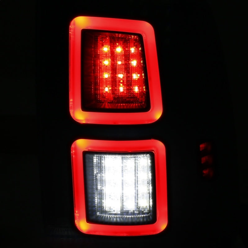 Feux arrière à LED ANZO 13-17 Dodge Ram 1500/2500/3500 Fumés
