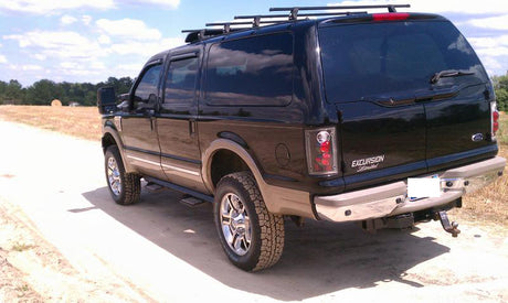 Feux arrière Spyder Ford Excursion 00-06/Econoline 150/250/350/450/550 95-06 Euro Blk ALT-YD-FEC00-BK