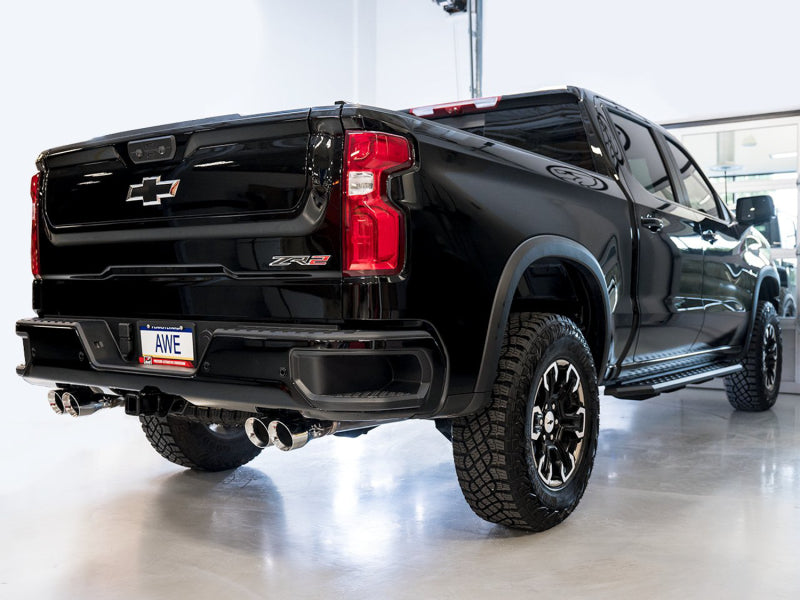 AWE Tuning 22-23 GMC Sierra 1500 AT4X 6.2L 0FG Catback Split Dual (pare-chocs plat) - Embouts chromés argentés
