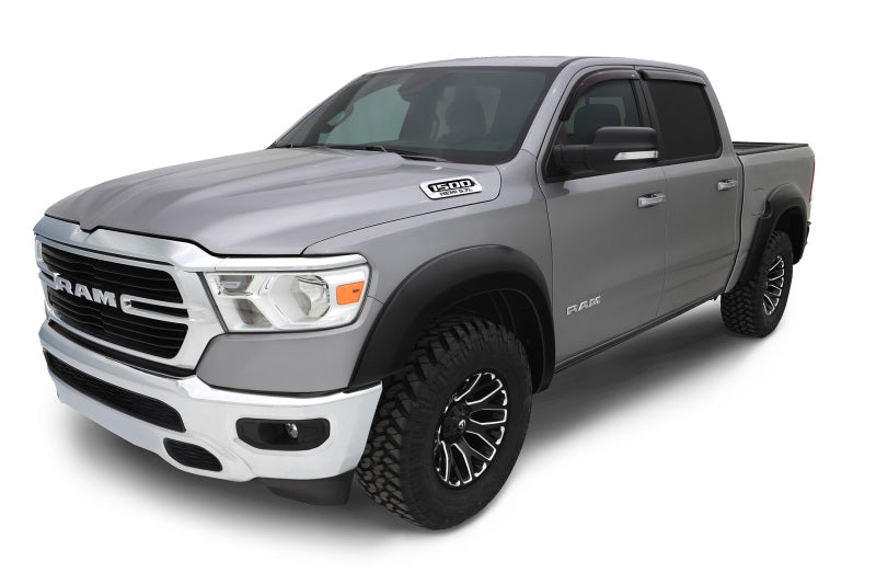 Déflecteurs de vitres avant et arrière à montage extérieur AVS 2019 RAM 1500 Crew Cab Ventvisor 4 pièces - Fumé