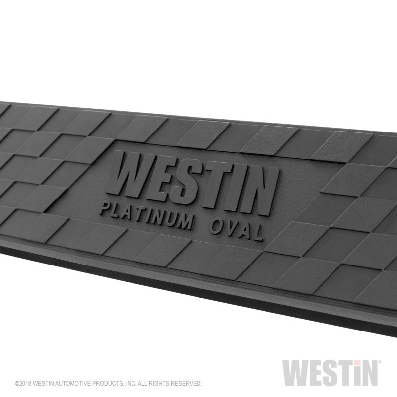 Marchepieds ovales Nerf Platinum 4 pour Chevrolet Silverado/Sierra 1500 Crew Cab 2019 de Westin - Noir