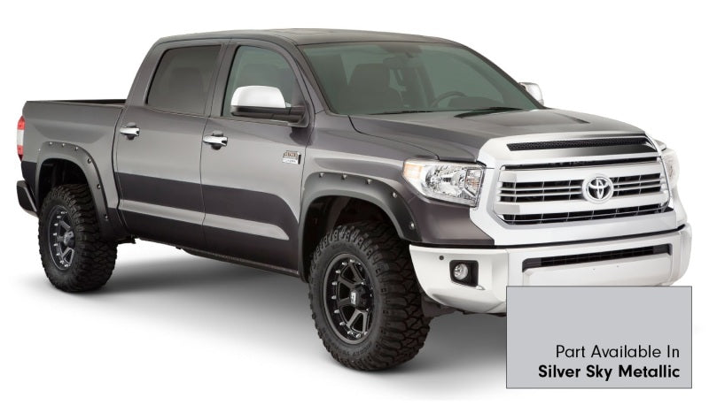 Élargisseurs de benne Bushwacker 16-18 Toyota Tundra Fleetside Pocket Style 4 pièces 66,7/78,7/97,6 po - Silver Sky