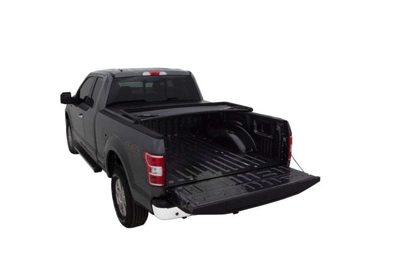 Lund 14-17 Chevy Silverado 1500 (6.5ft. Bed) Genesis Tri-Fold Tonneau Cover - Black