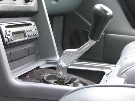 Levier de vitesses court en aluminium billette UMI Performance 79-04 pour Ford Mustang