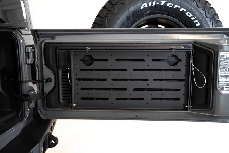 Table montée sur hayon DV8 Jeep JL (table Trail) - Noir