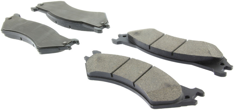 Plaquettes de frein sport StopTech avec cales - Avant