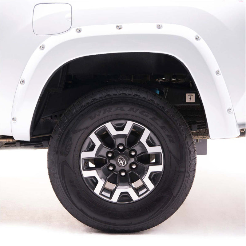 EGR 16+ Toyota Tacoma w/Mudflap Bolt-On Look Color Match Fender Flares - Set - Super White