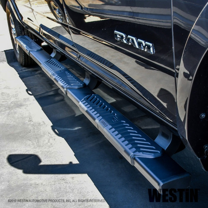 Westin 19-22 RAM 2500/3500 CC 8 pieds de caisse, sauf Dually R5 M-Series W2W Nerf Step Bars - Noir