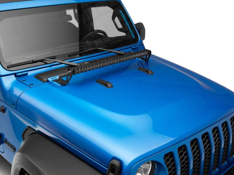 Barre lumineuse à DEL à une rangée de 30 po de Raxiom 18-23 Jeep Wrangler JL Axial Series avec supports de montage sur capot