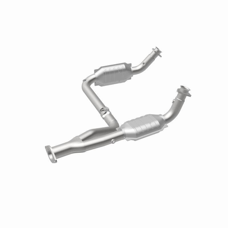 MagnaFlow Conv DF 00-01Tahoe/Yukon V8 5.7L