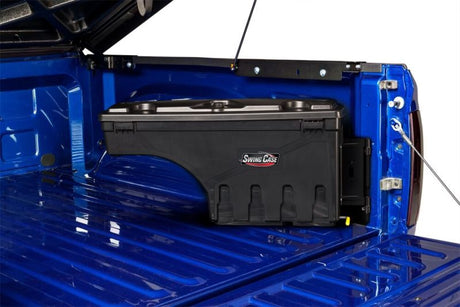 UnderCover 02-18 Ram 1500 (19-20 Classic) / 03-20 Ram 2500 Côté passager Swing Case - Noir lisse