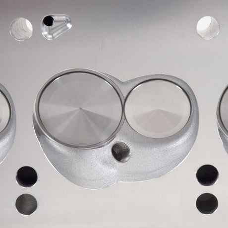 Culasse Edelbrock E-Street SB Ford 2 02 Admission (paire complète)